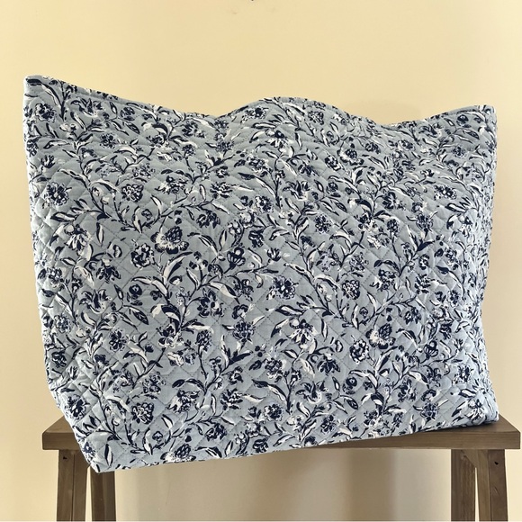 Vera Bradley Light Blue and Navy Quilted Floral Tote with Zip Pouch - Picture 3 of 14